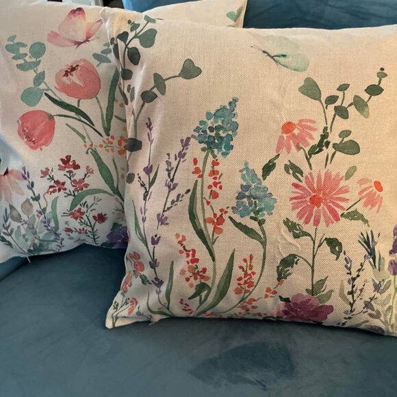 Decorative Throw Pillow Covers Multicolor Spring Summer Floral Farmhouse Decor - Picture 7 of 10